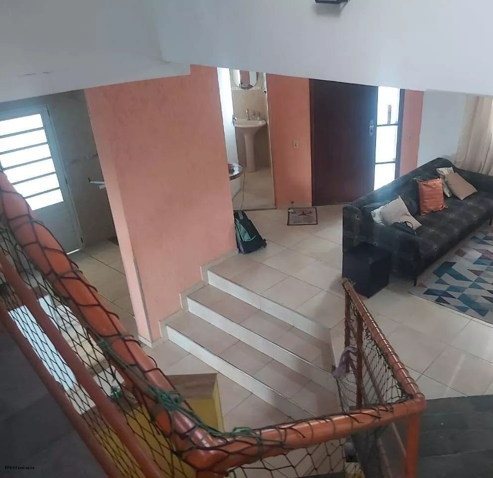 Casa, 3 quartos, 300 m² - Foto 14