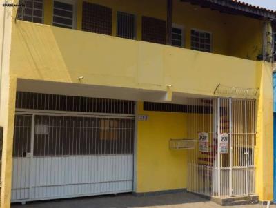 Casa para Venda, em Cotia, bairro Jardim Miranda, 3 dormitrios, 4 banheiros, 1 sute, 4 vagas